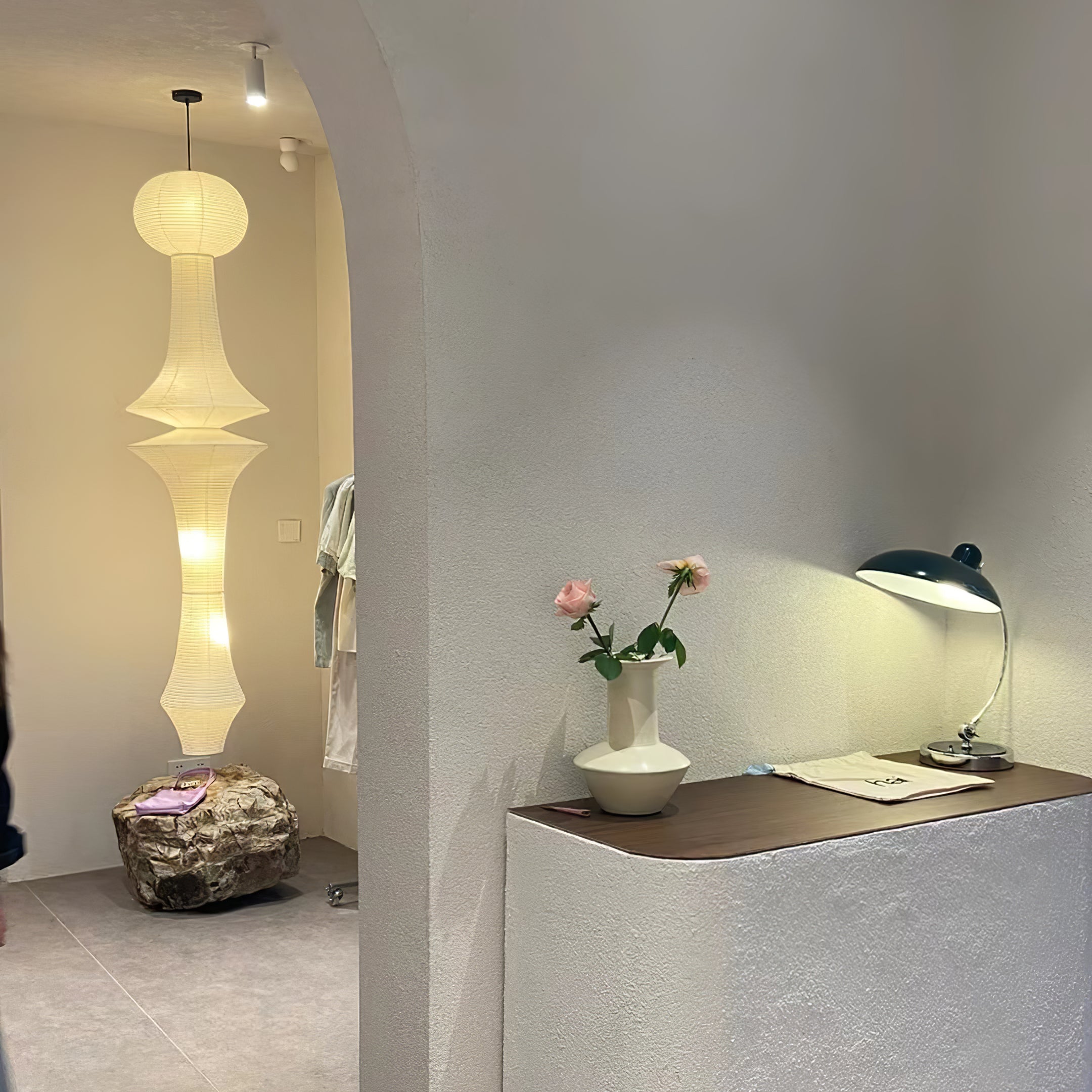 Dunioa Pendant Light