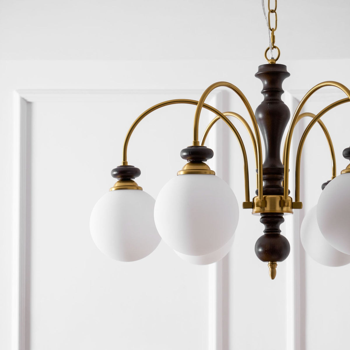 Briioar Classic Chandelier