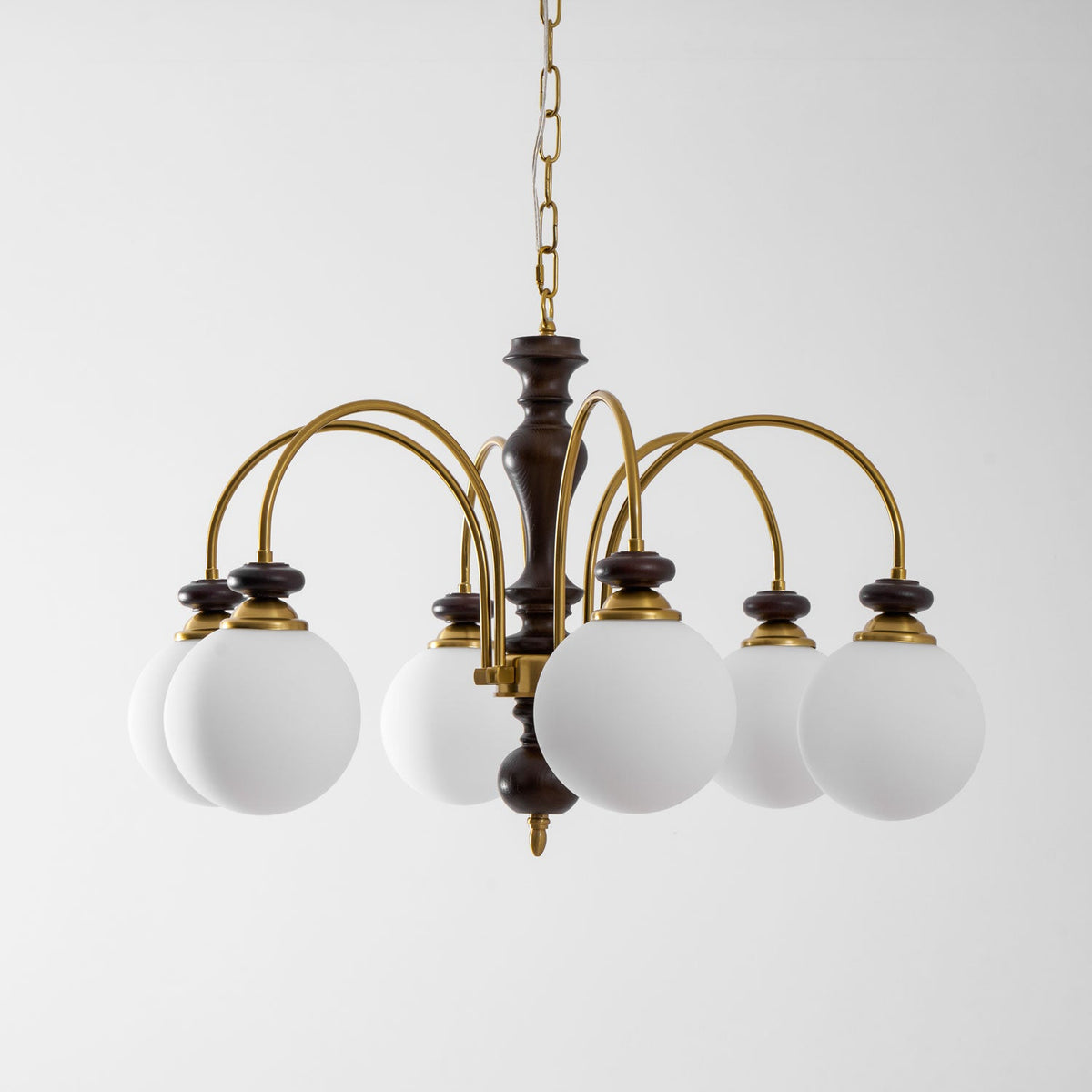 Briioar Classic Chandelier