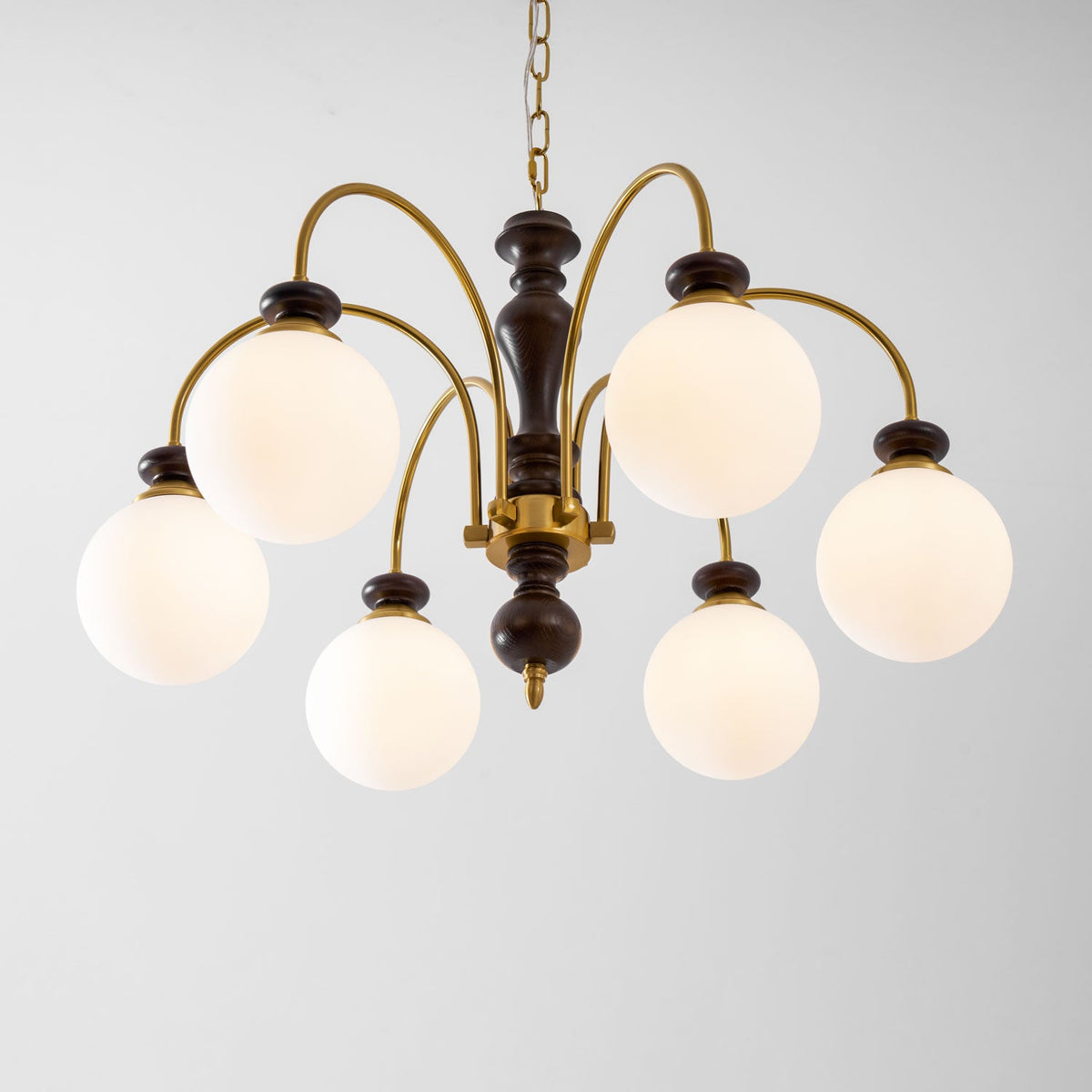 Briioar Classic Chandelier