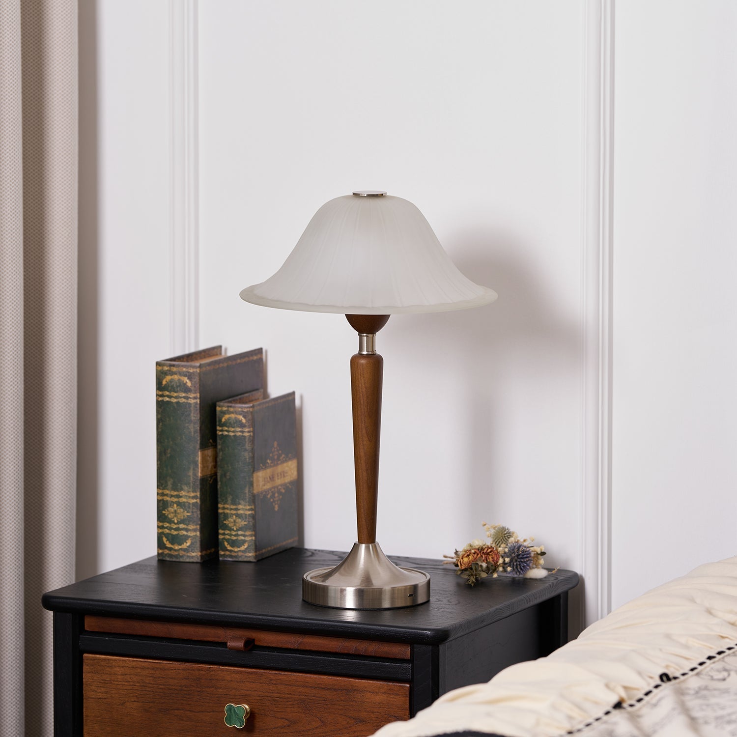 Wismo Vintage Table Lamp