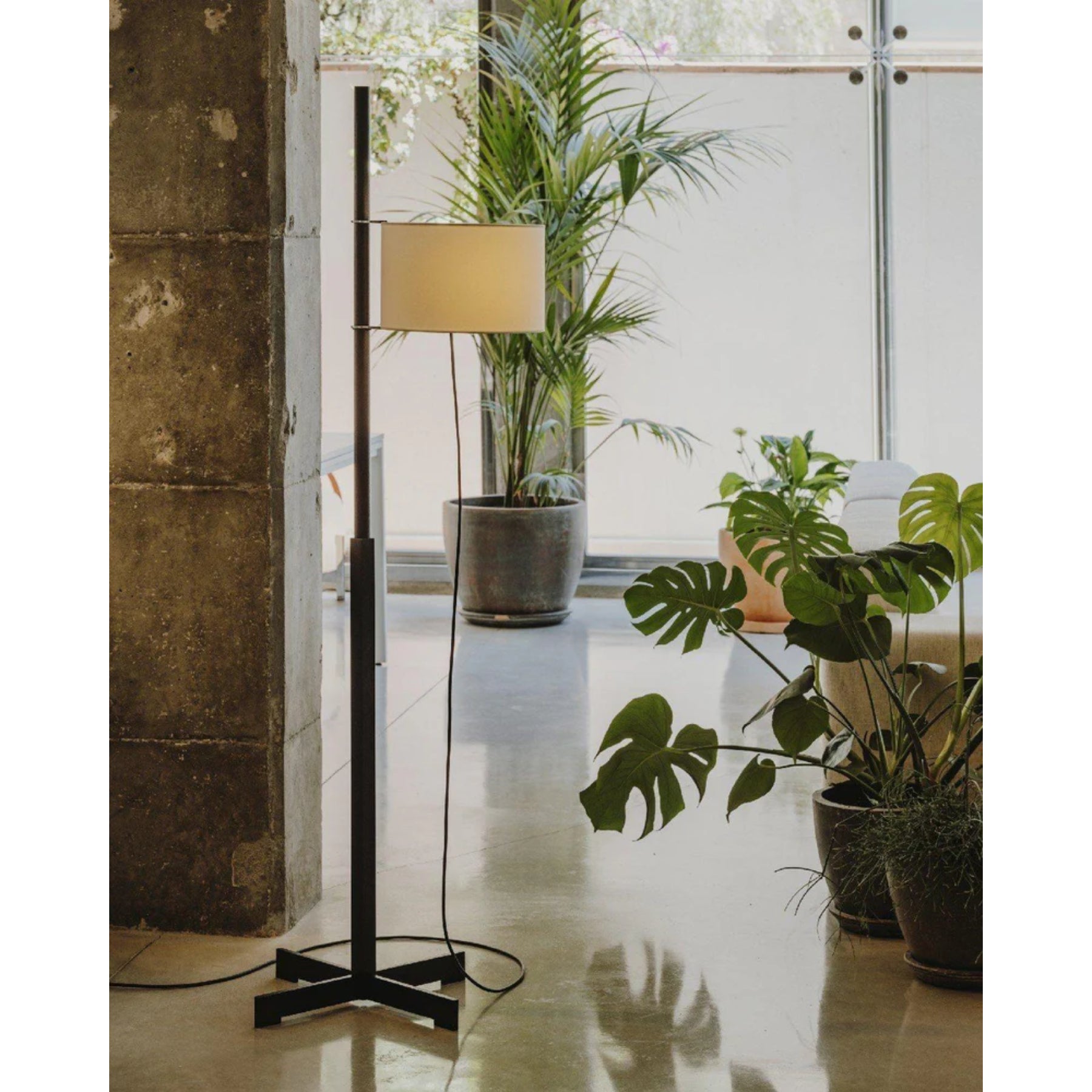 Casvani Floor Lamp