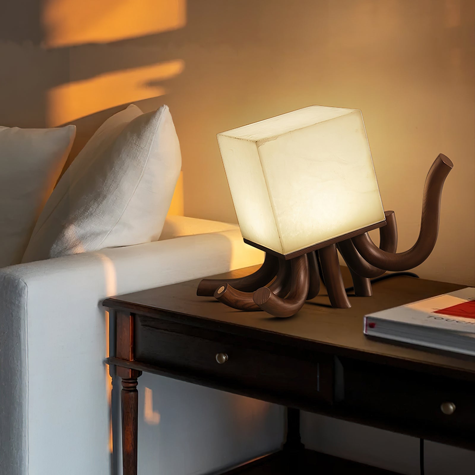 Meo Octopus Table Lamp