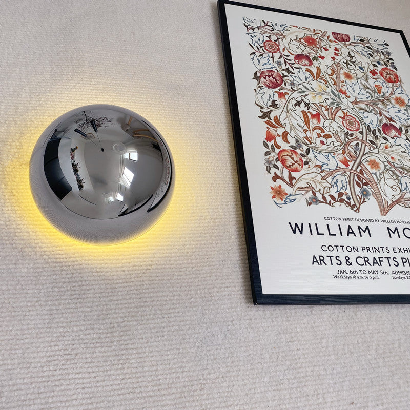 Glinova Wall Light
