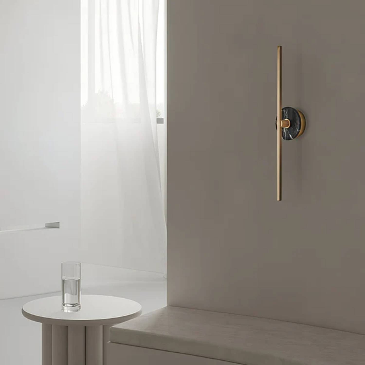 Selyzan Wall Light