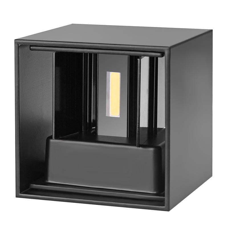 Tavey Outdoor Wall Light