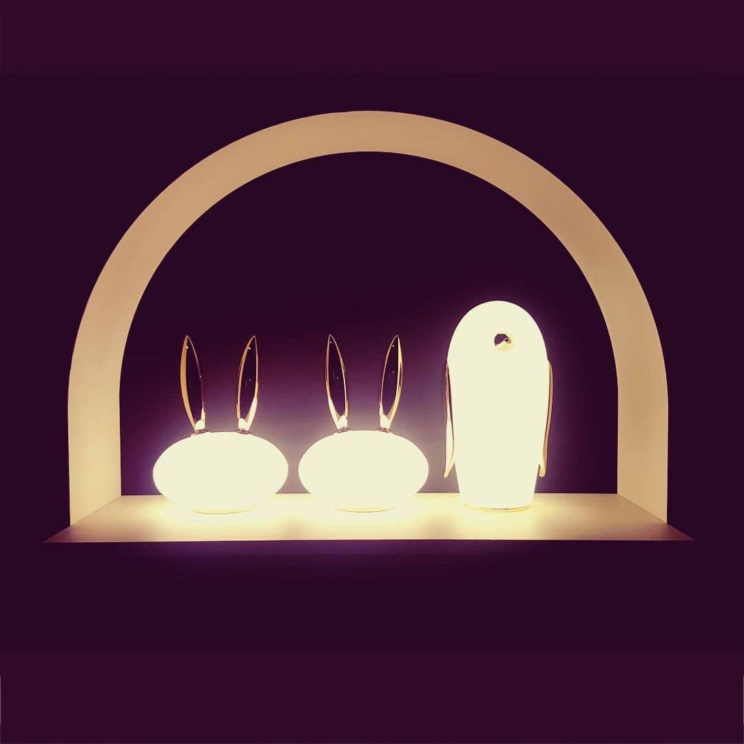 Penguin Design Table Lamp