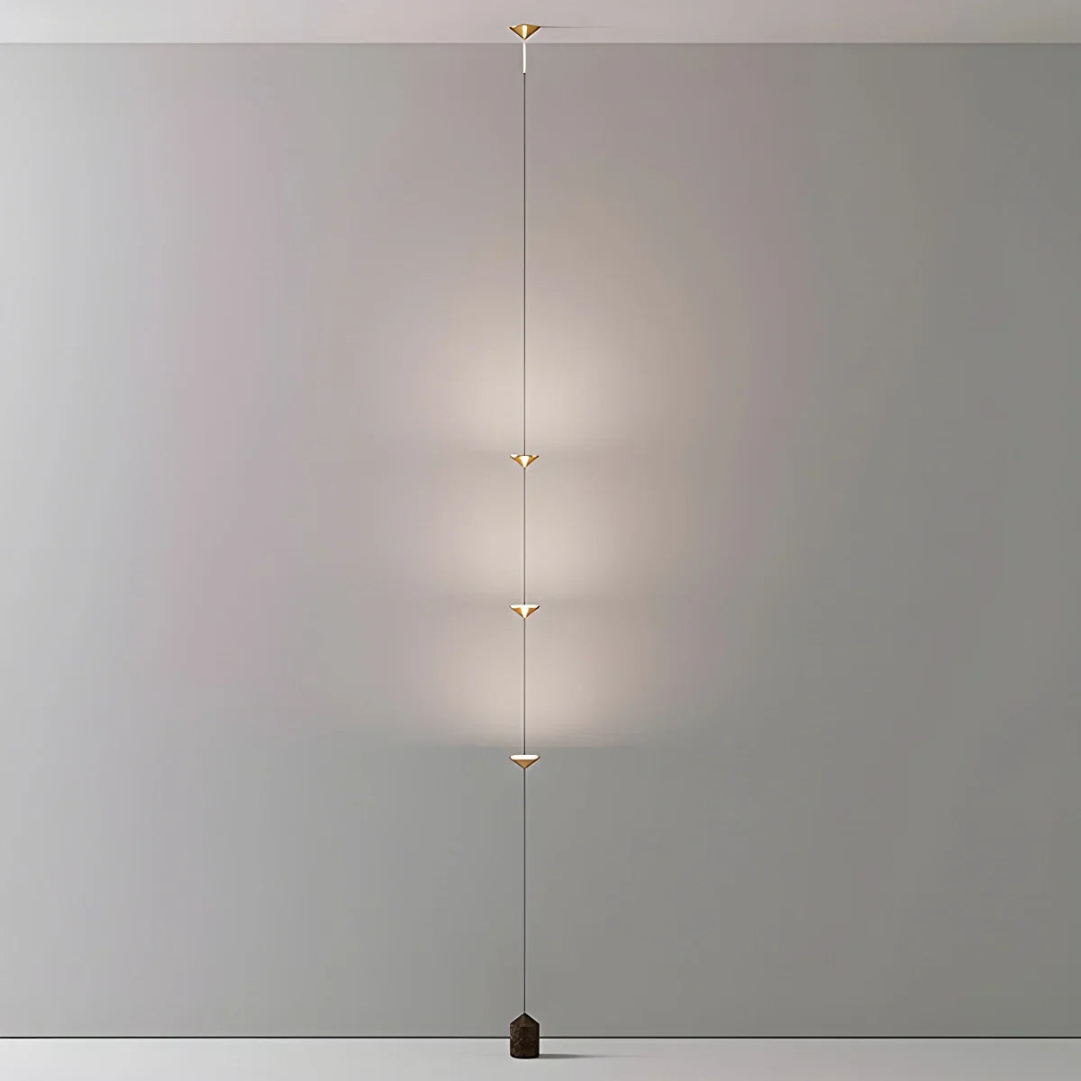 Oziller Floor to Ceiling Light
