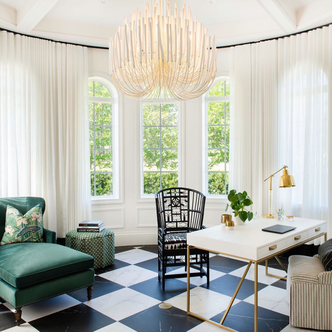 Linerton Chandelier