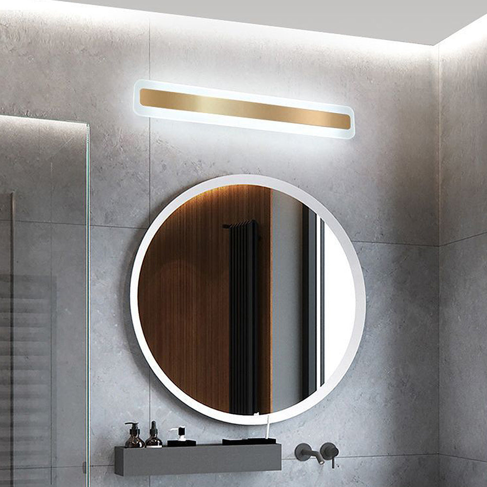 Lumetra Golden Wall Light