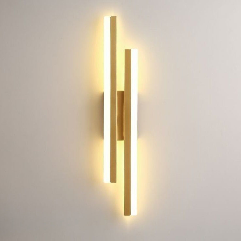 Dobel Vertical Wall Light