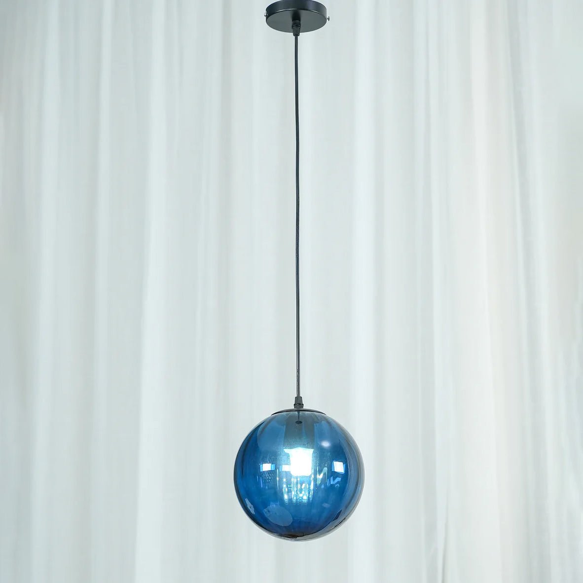 Poala Pendant Light