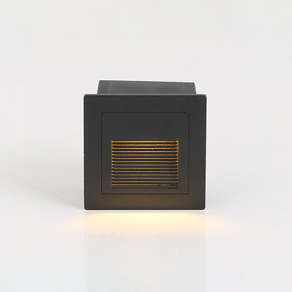 Coveo Outdoor Step Light