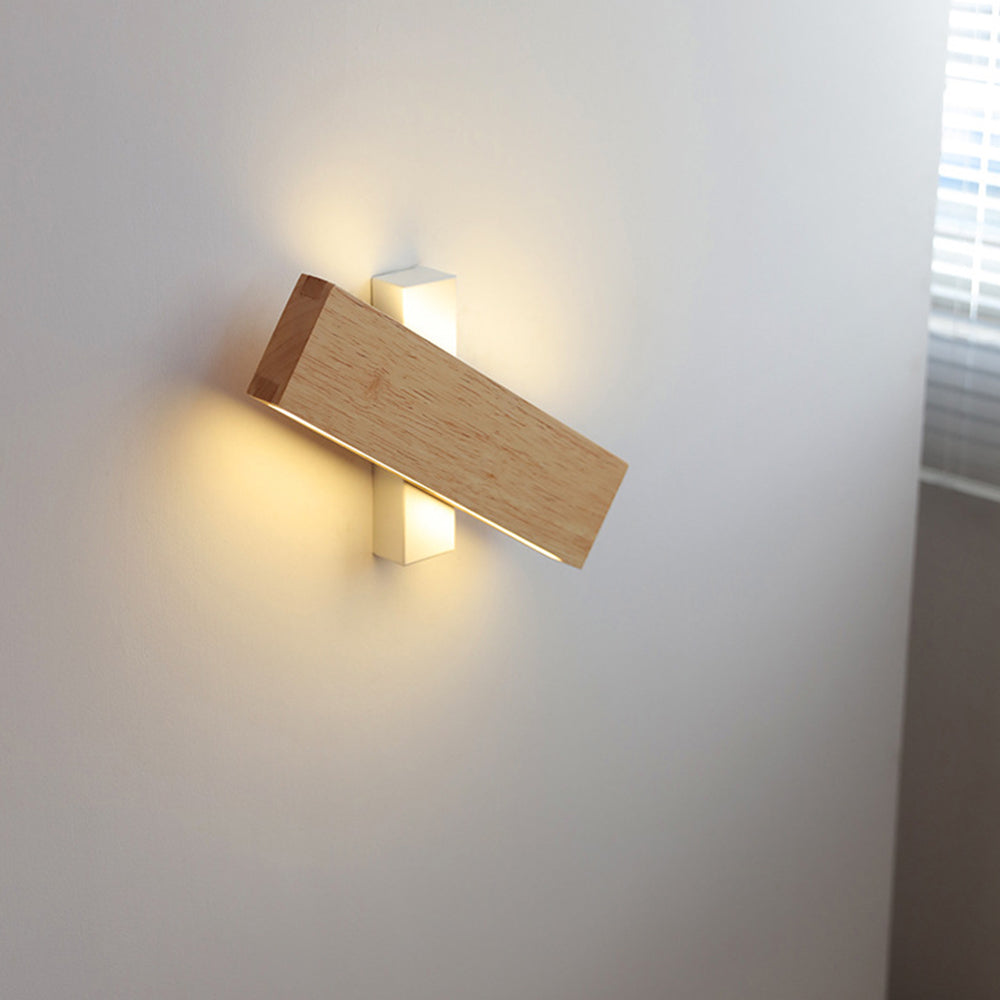 Norello Rotatable Wall Light