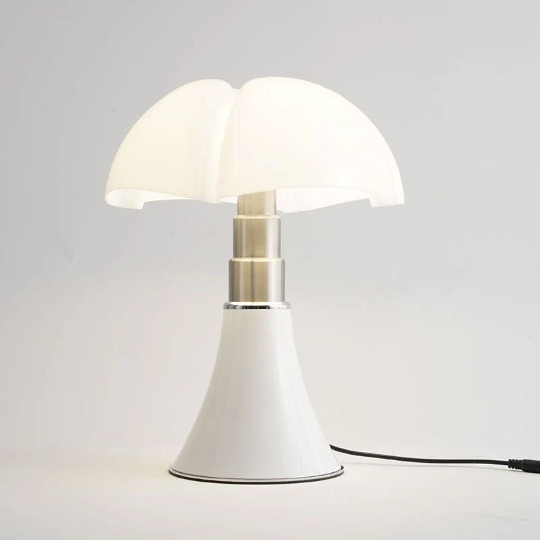 Arelle Flower Table Lamp