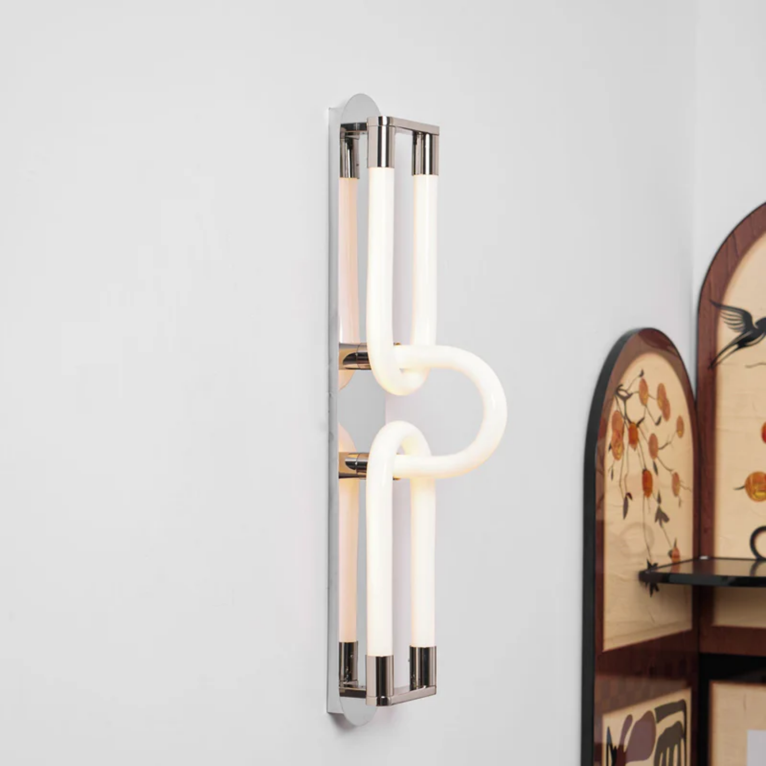 Loracus Wall Light