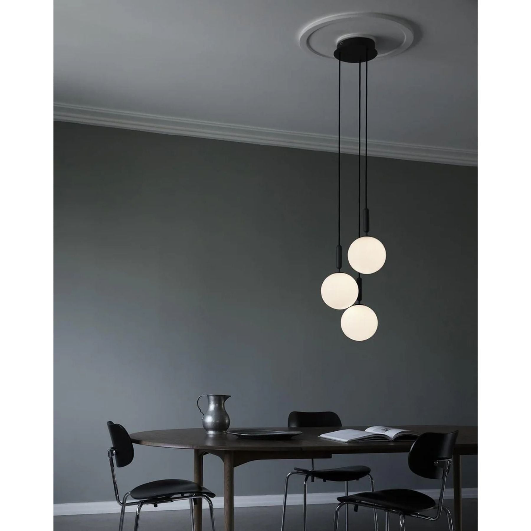 Sircae Orb Pendant Light