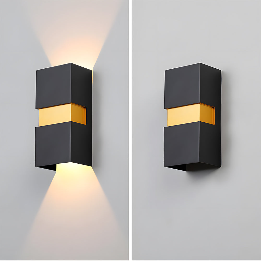 Fenaro Outdoor Wall Light