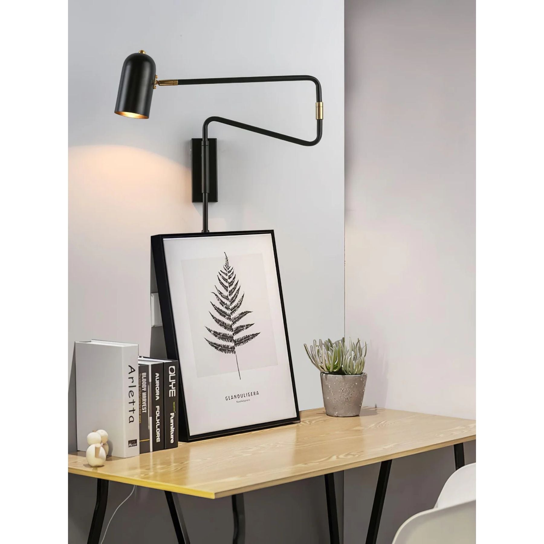 Sarento Wall Light