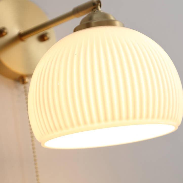 Arioris Fluted Wall Light