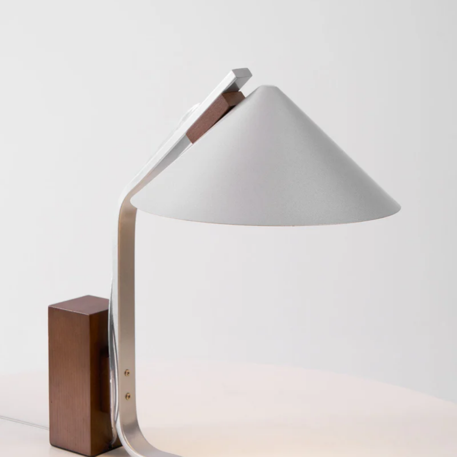 Arumeca Table Lamp