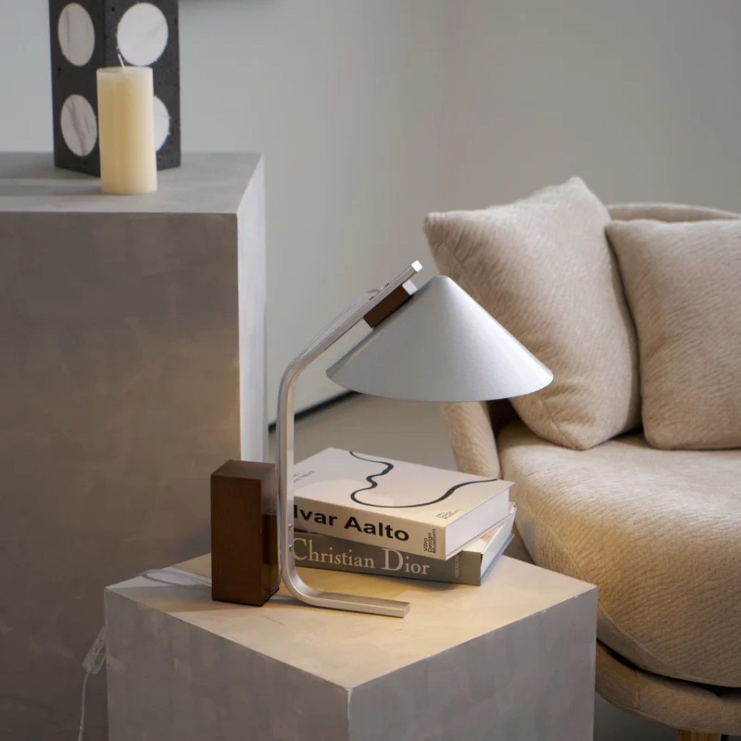 Arumeca Table Lamp