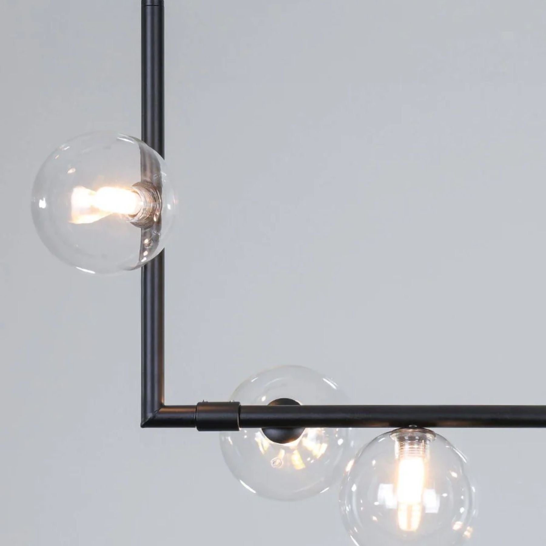 Levianor Pendant Light