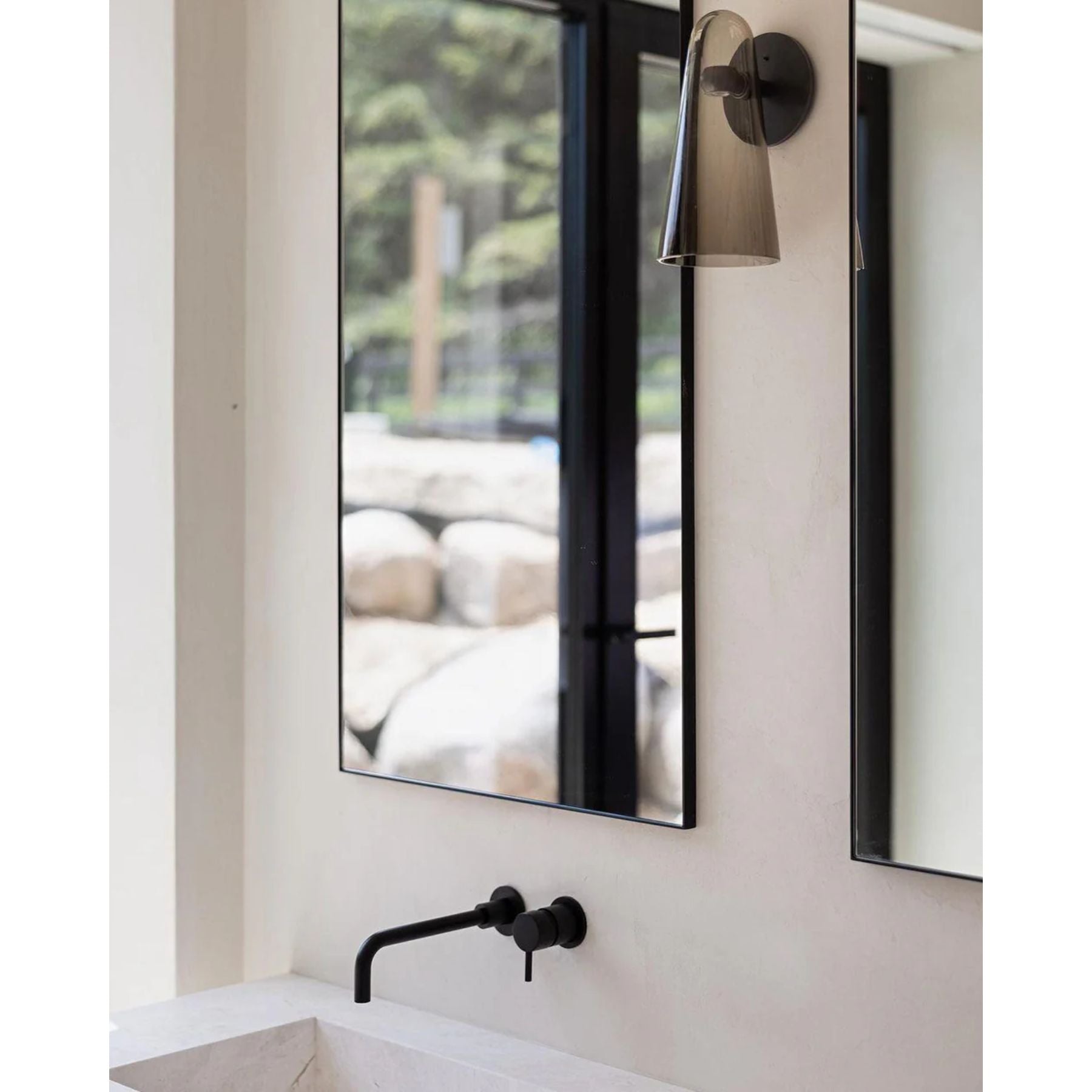 Conziza Glass Wall Light