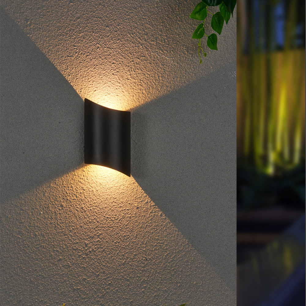 Losko Outdoor Wall Light