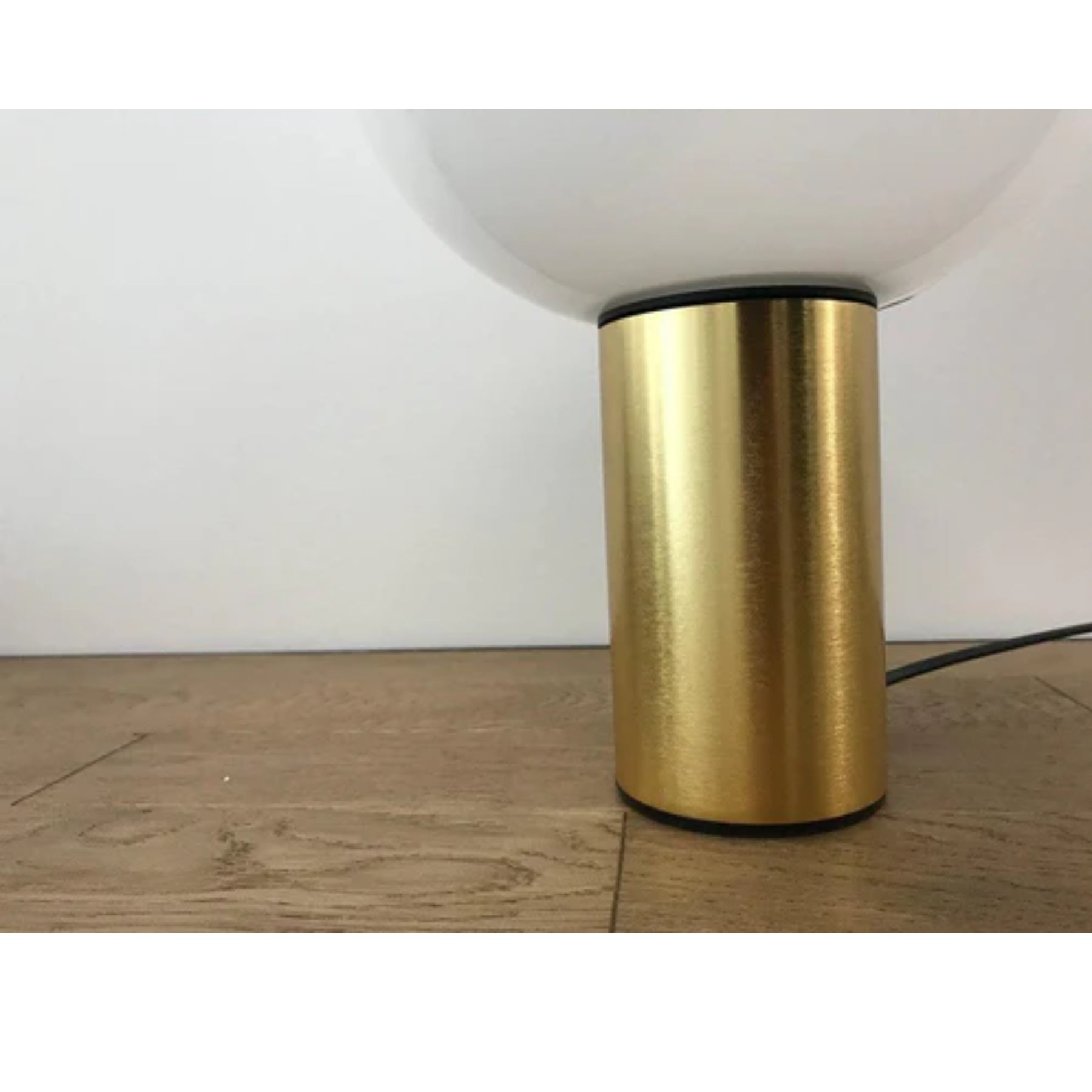 Leguno Table Lamp