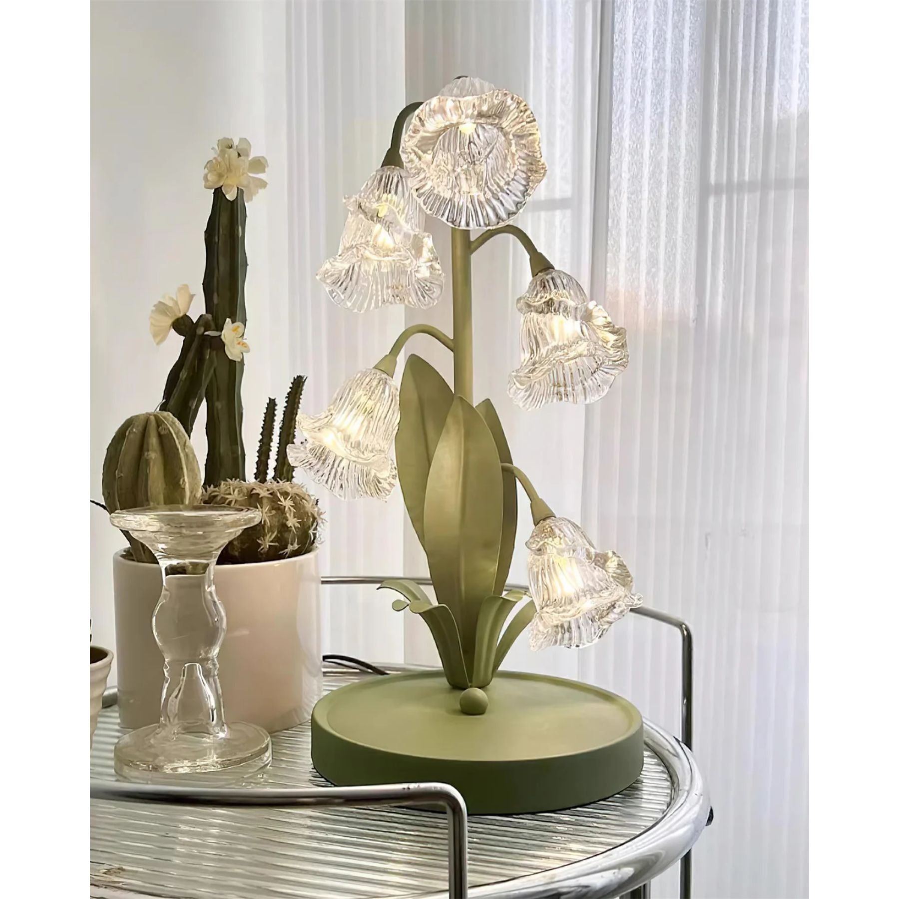 Cella Flower Table Lamp