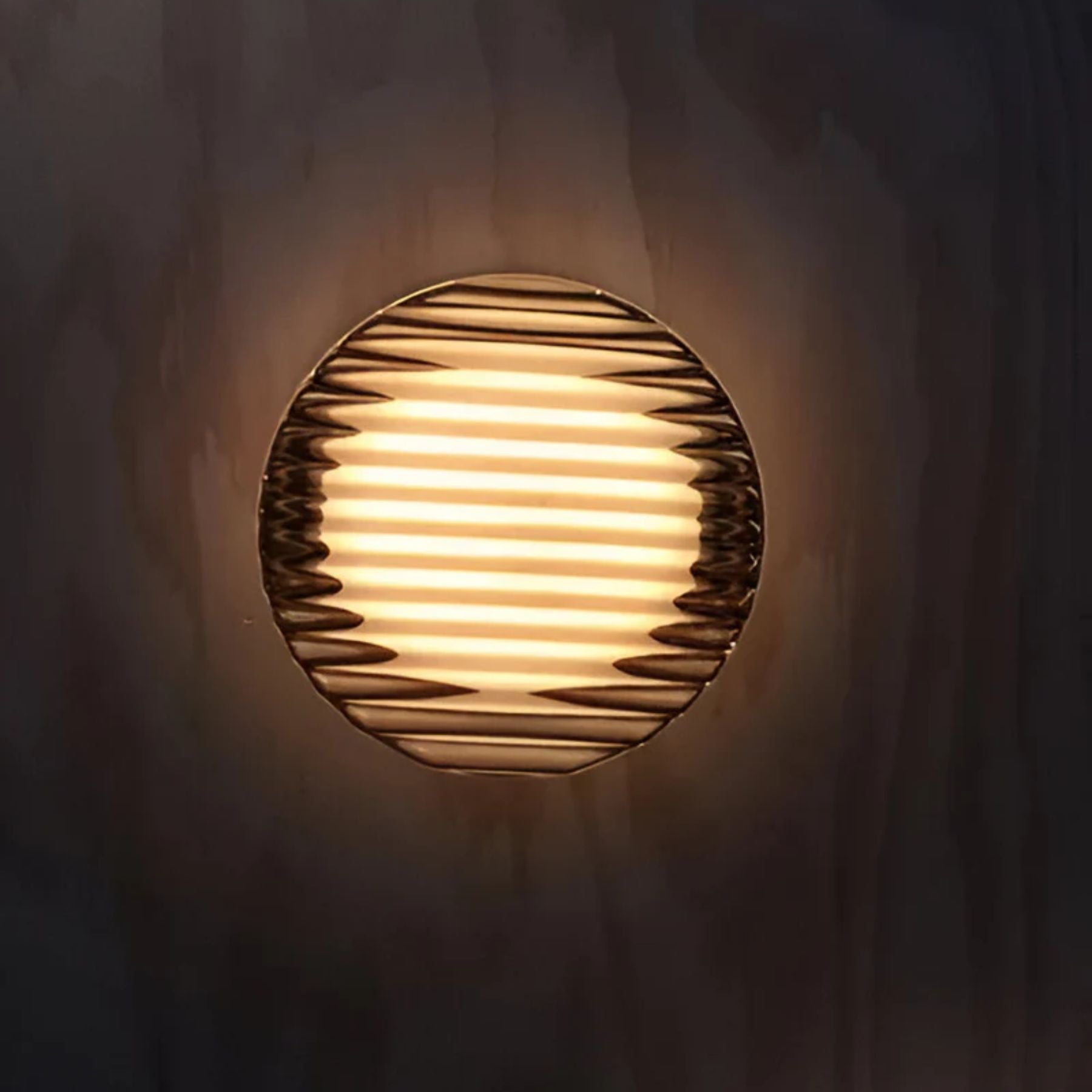 Ambrelo Wall Light