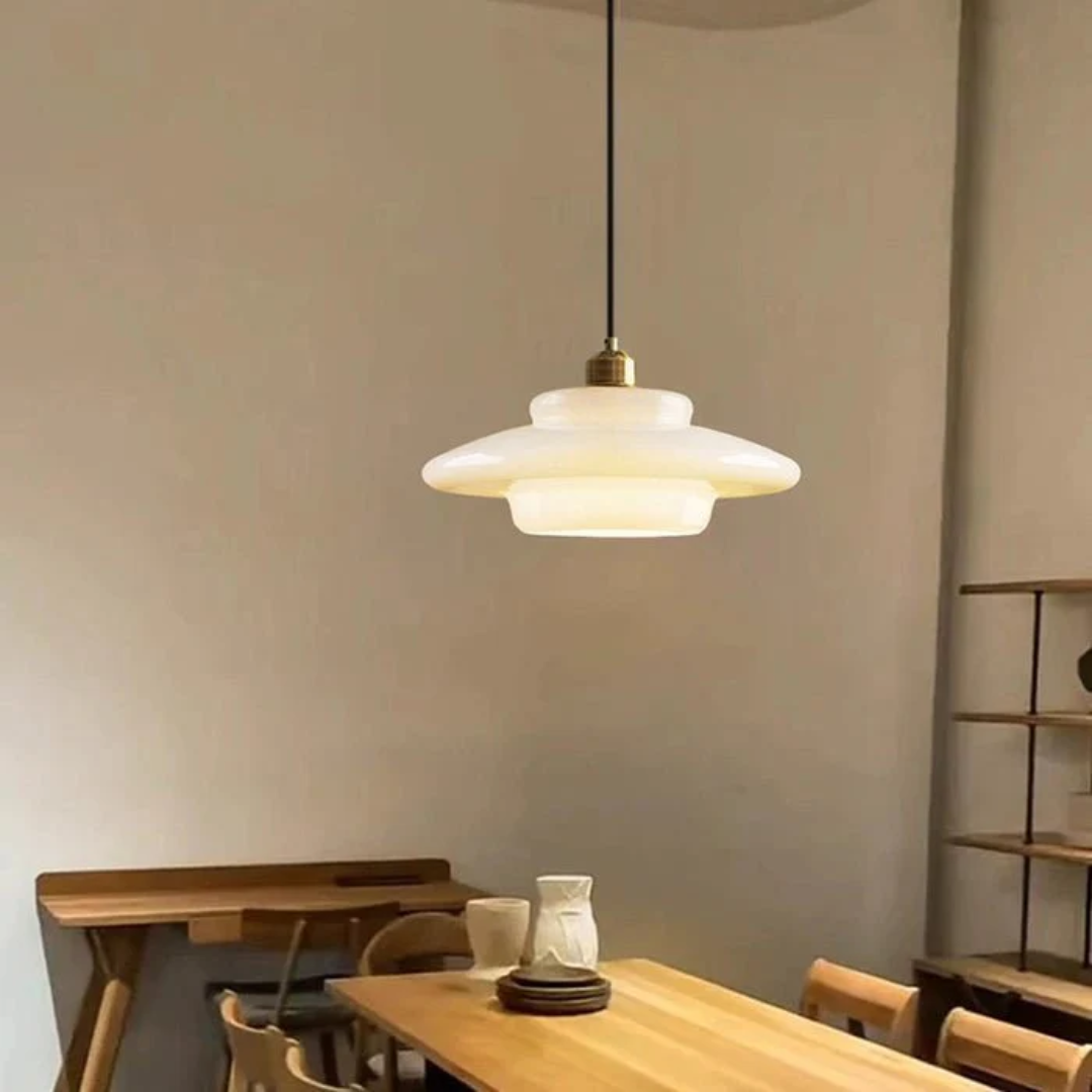 Casqen Pendant Light