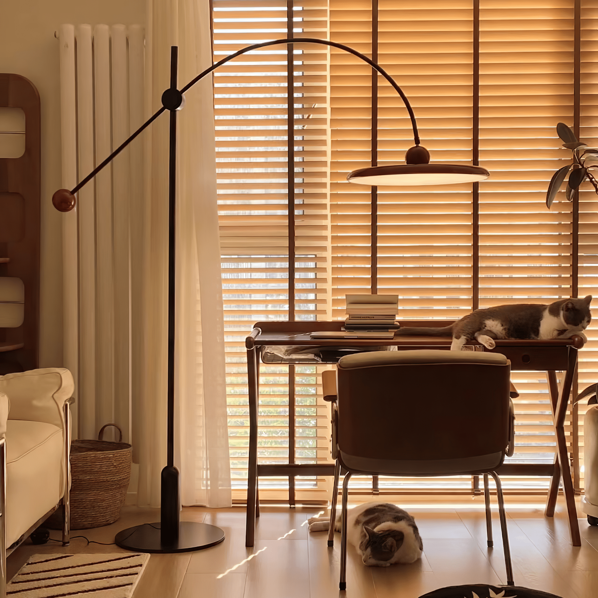 Zilito Floor Lamp