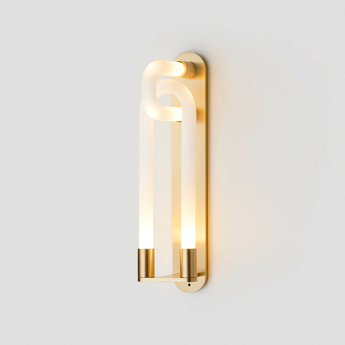 Loracus Wall Light