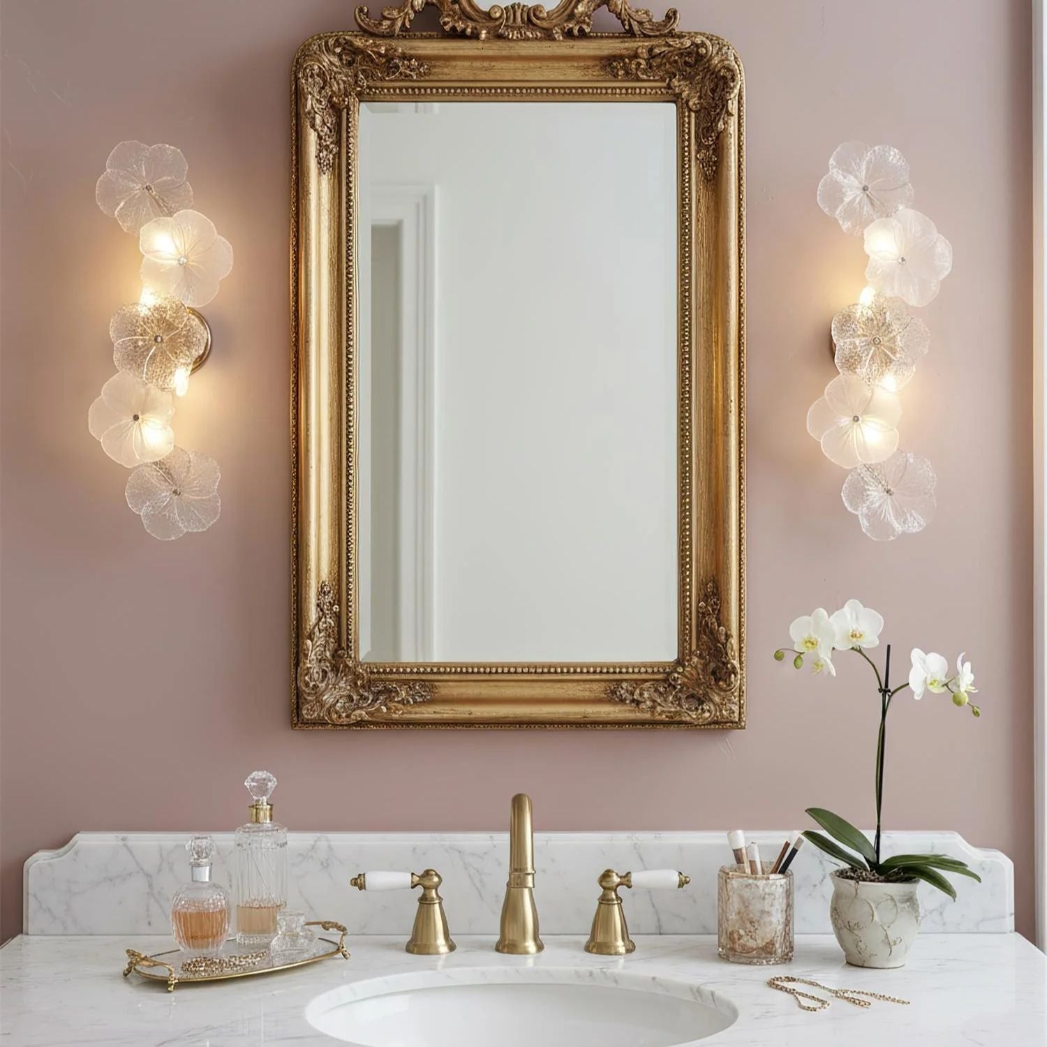 Virelza Flower Wall Light