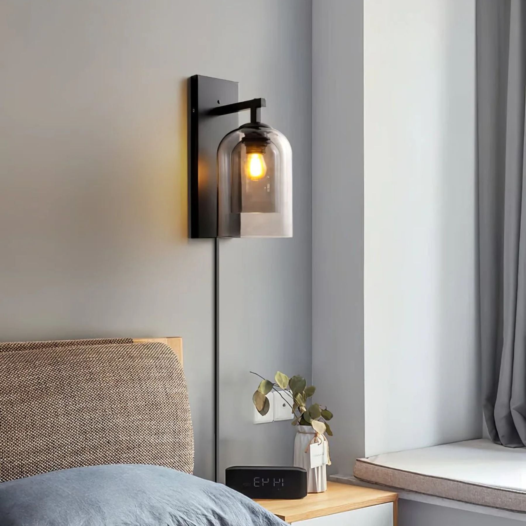 Qlarez Wall Light