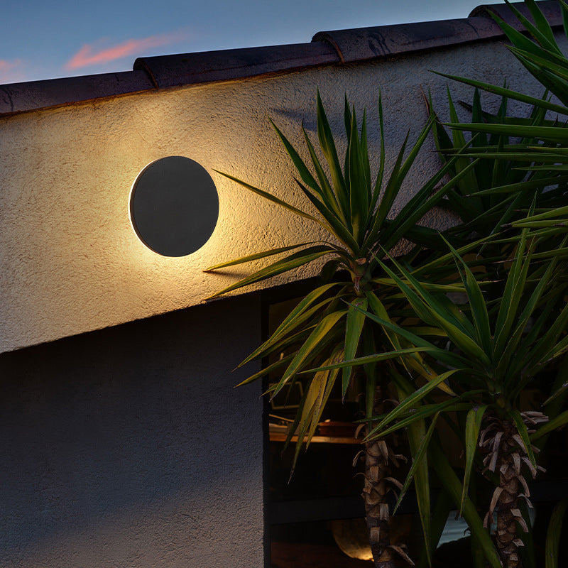 Eveiaay Outdoor Wall Light