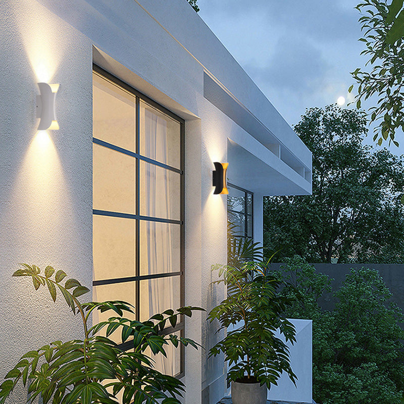 Fenlin Outdoor Wall Light