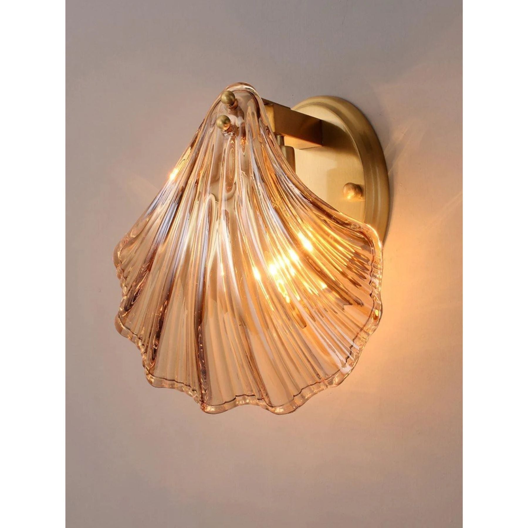 Sio Shell Wall Light