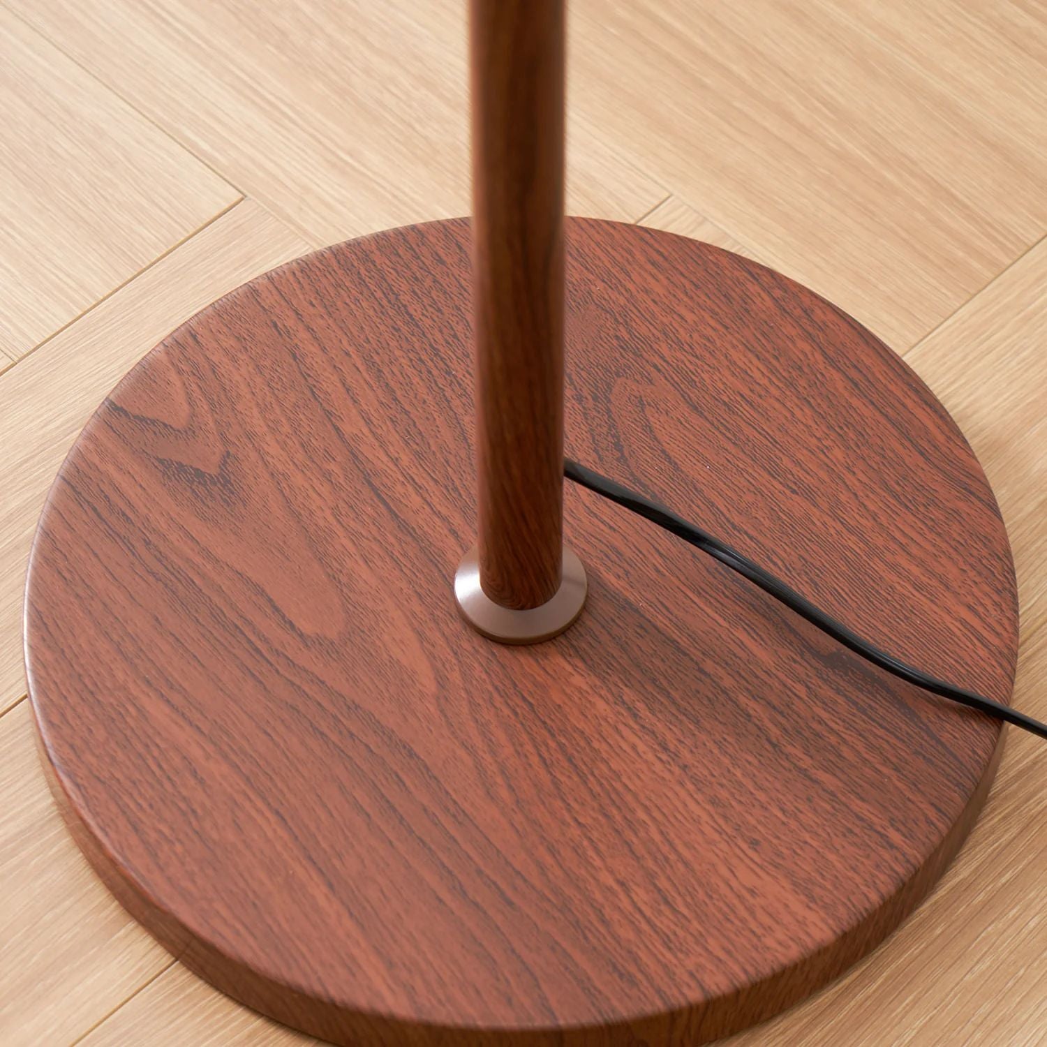 Letova Floor Lamp