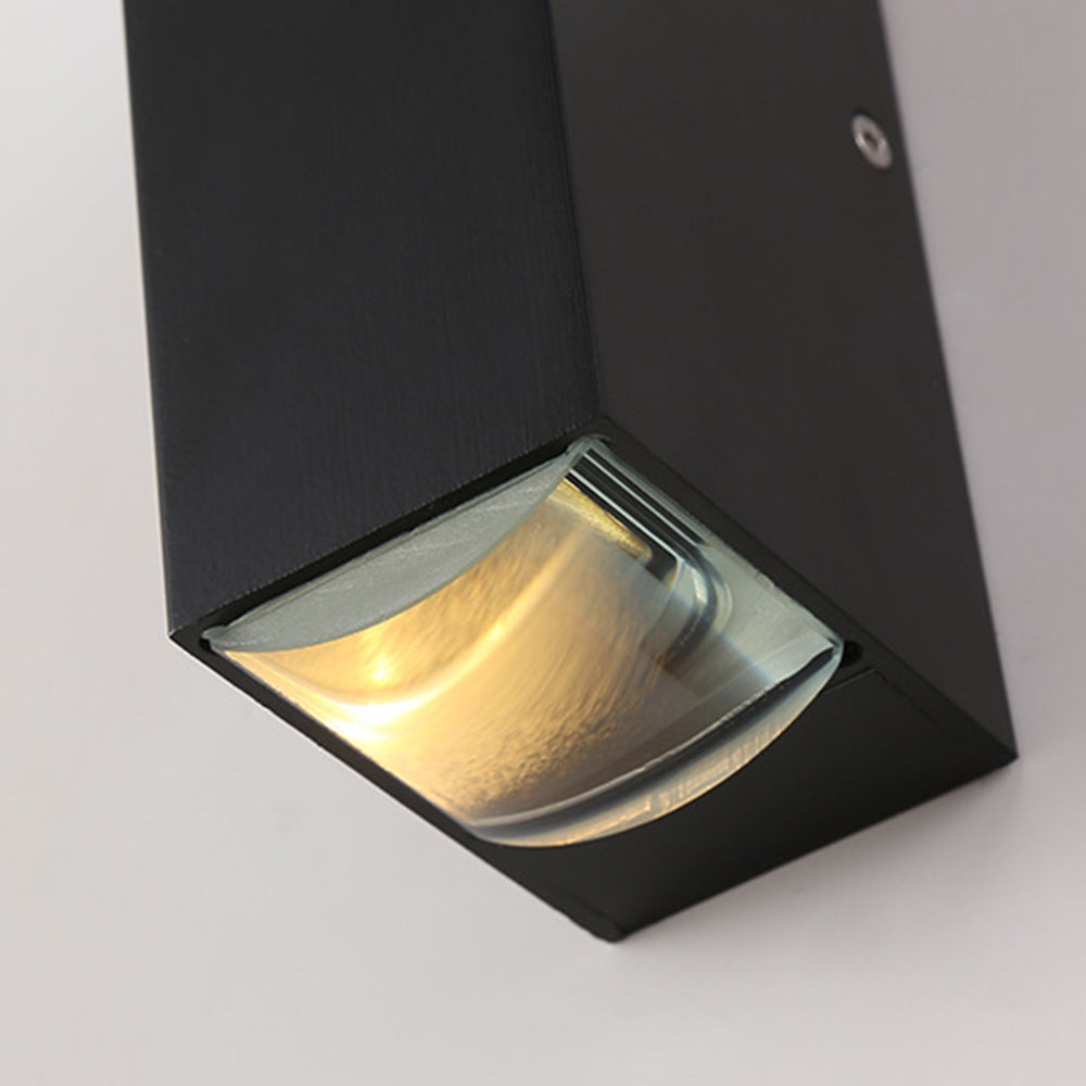 Casaro Wall Light For Outdoor
