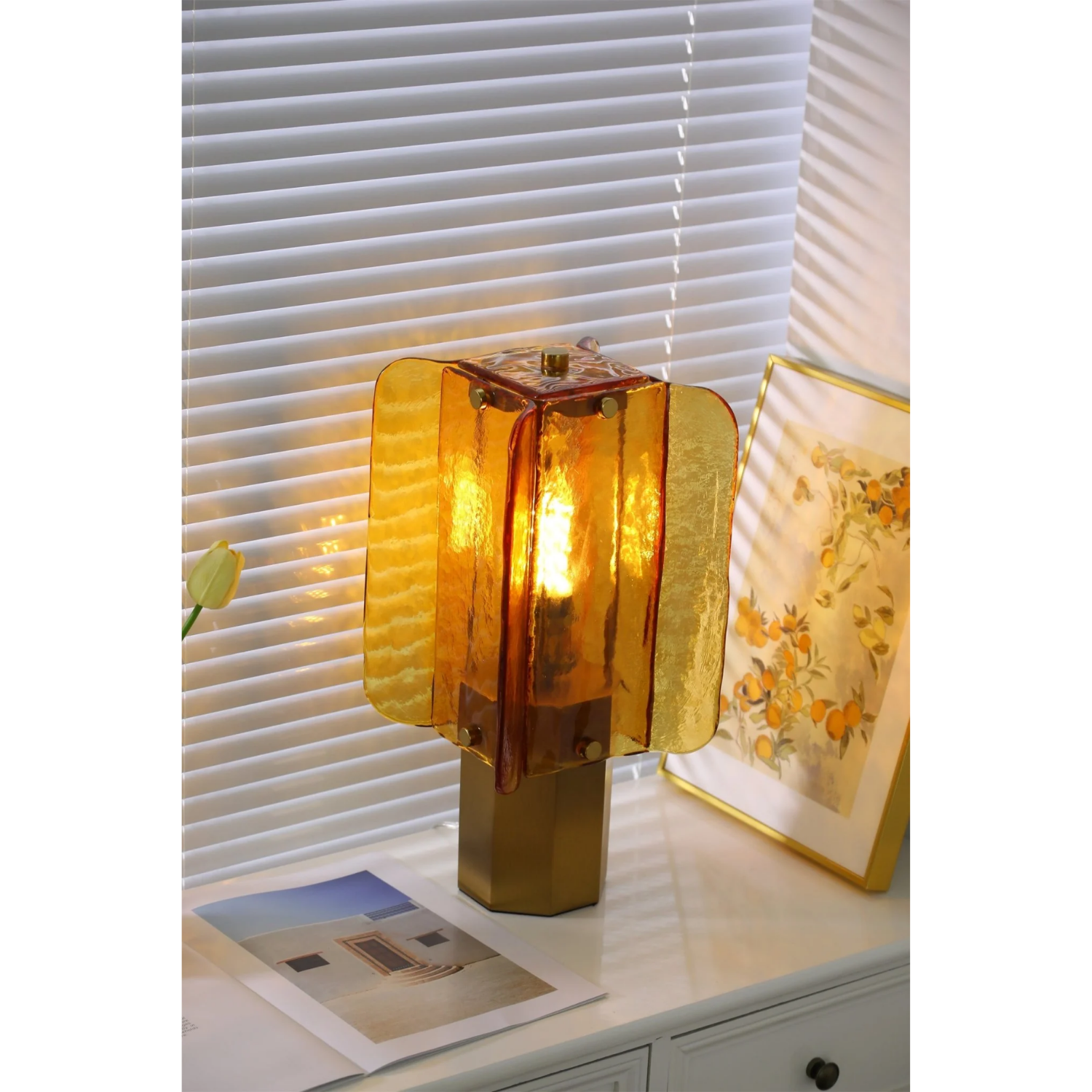 Velynessa Table Lamp