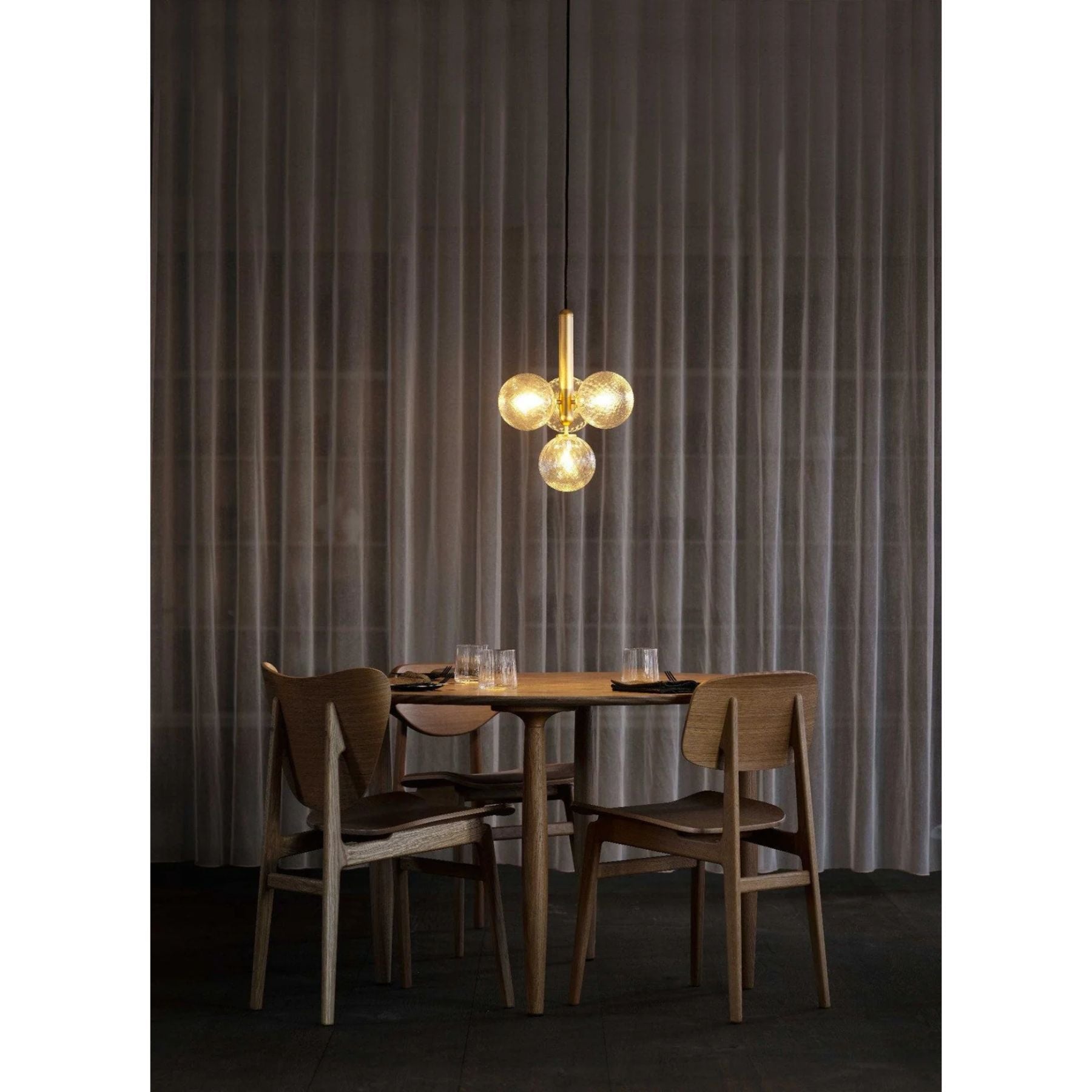 Sircae Orb Pendant Light