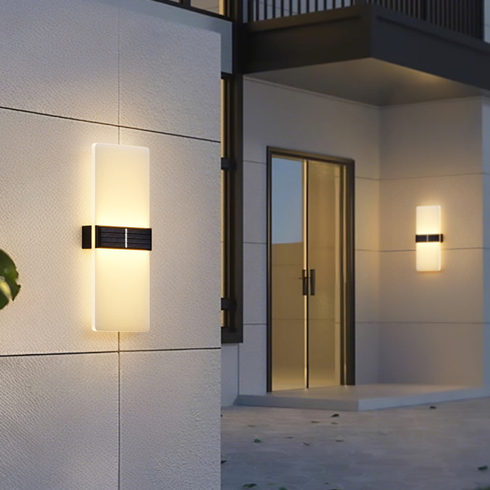 Evanoz LED Outdoor Wall Light