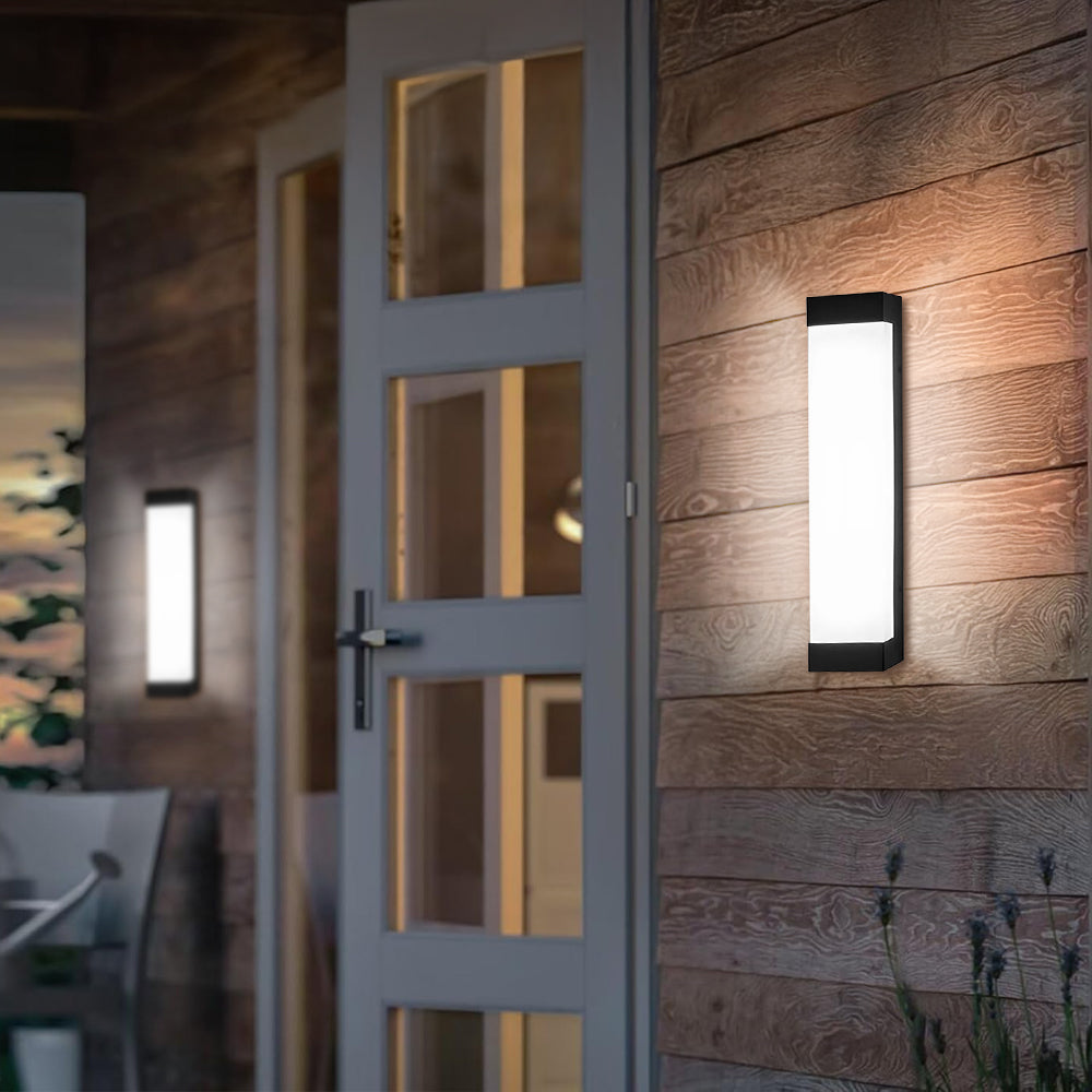 Kavon Wall Light For Outdoors