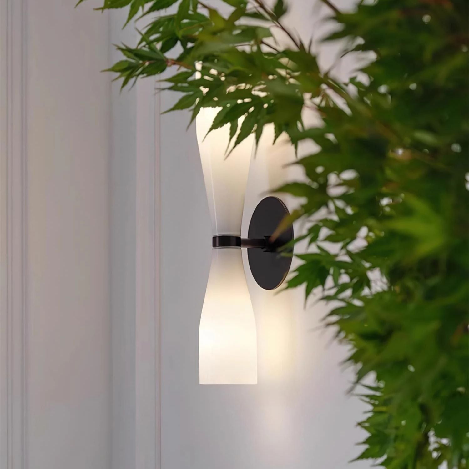 Delizora Wall Light