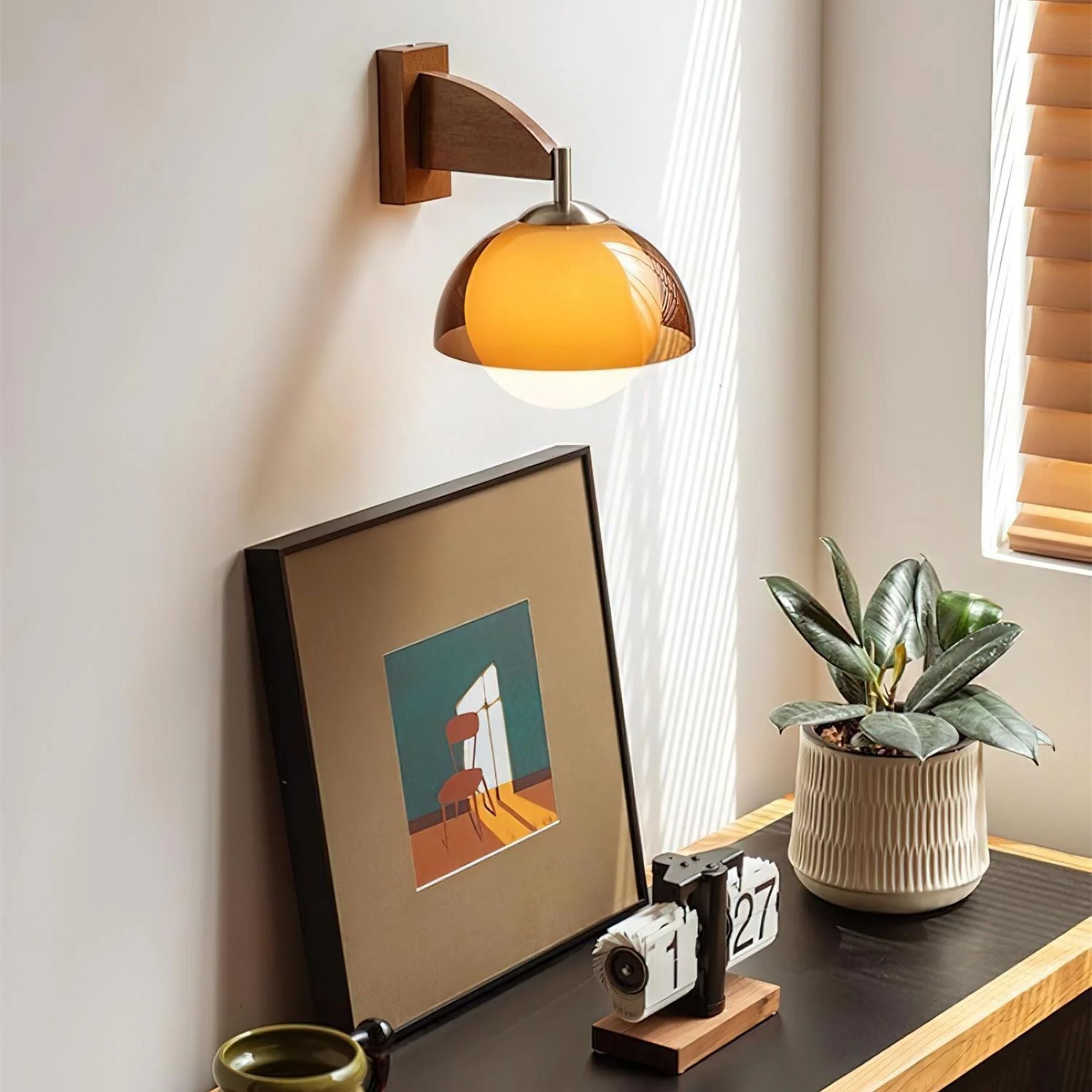 Tavino Wall Light