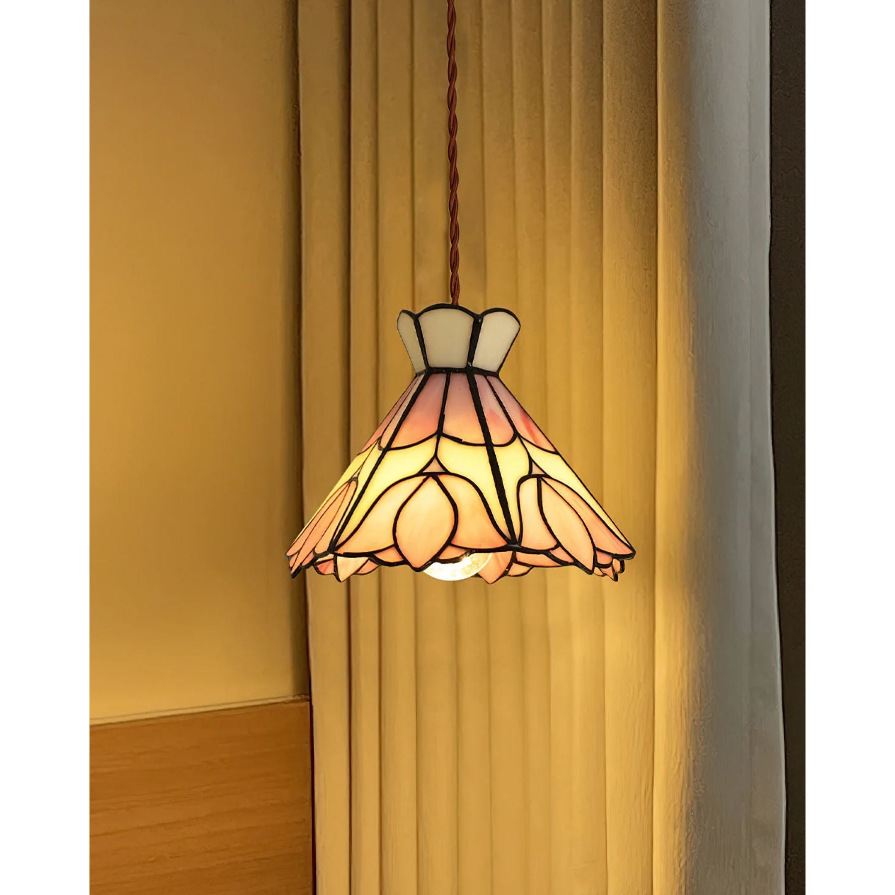 Sadena Tiffany Pendant Light