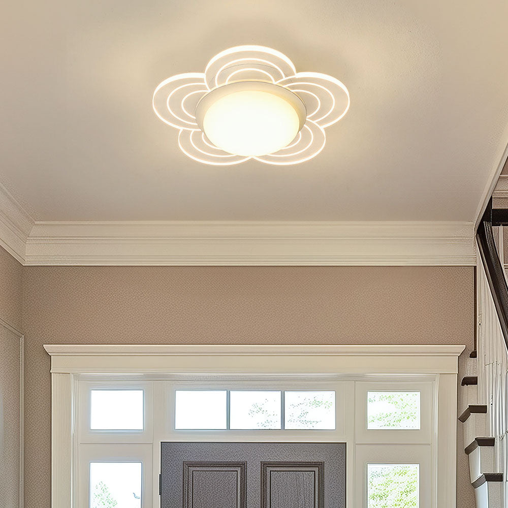 Bolovon Ceiling Light